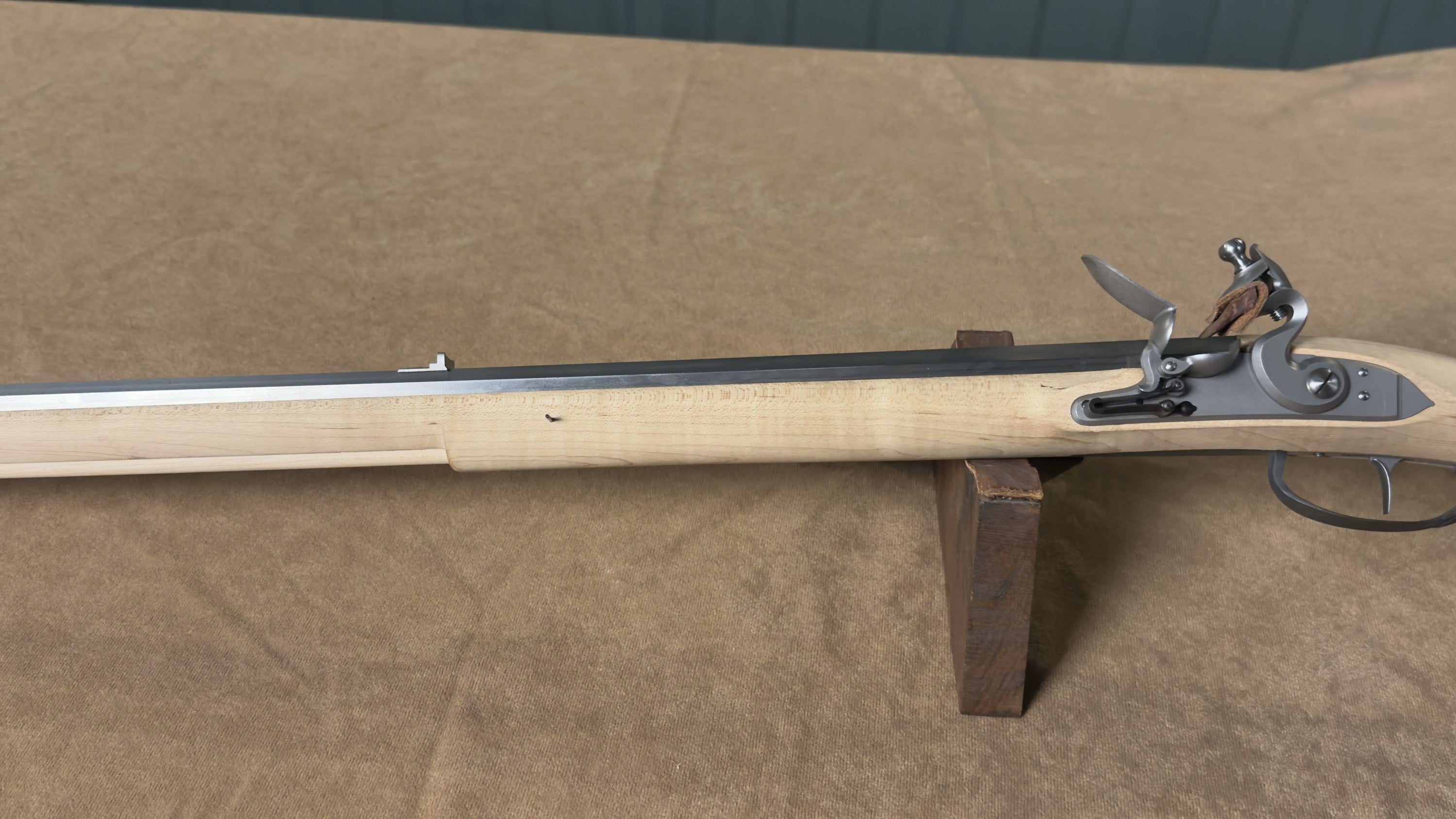 Quick Ship Barn Gun #BG161